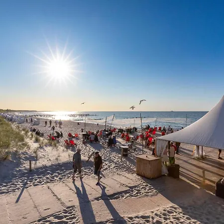 Zingster Welle Im Ostseebad Mit Balkon *