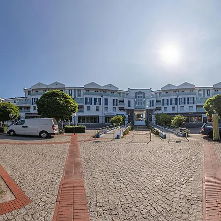 Zingster Welle Im Ostseebad Mit Balkon